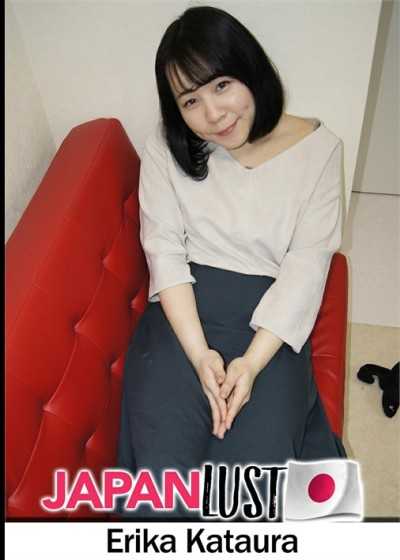 Cute Japanese Teen Gets Crempied During the Interview