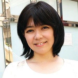 Amateur Mature Woman Guide Yui