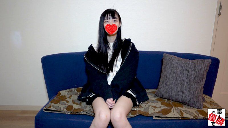 【顔出し・初出演】極細ウエストの美人スレンダー保育士が「良いよ♡」って言うから美マンに中出し♪