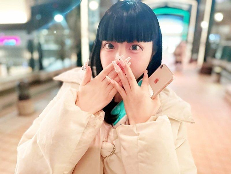 ギリ合法\!パッツン前髪が可愛い145㎝の小悪魔♡「ピュッピュしちゃう？？」ムスメより年下の美乳お嬢さんにオチンポ絞られ大量射精!完全降伏♥